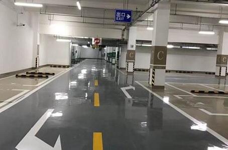 高質(zhì)量的車位劃線漆需要符合的基本特征有哪些？